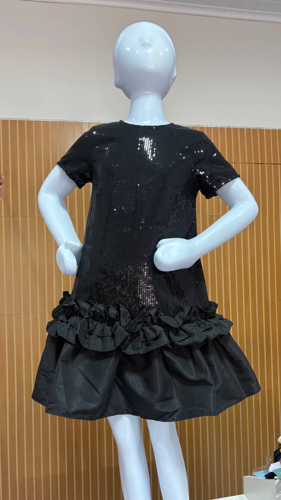 Vestido paetê preto — foto 3